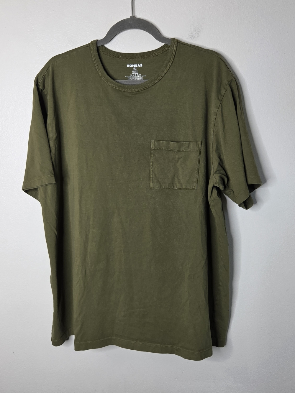 Bombas Men's Olive Pocket Thicker T-Shirt